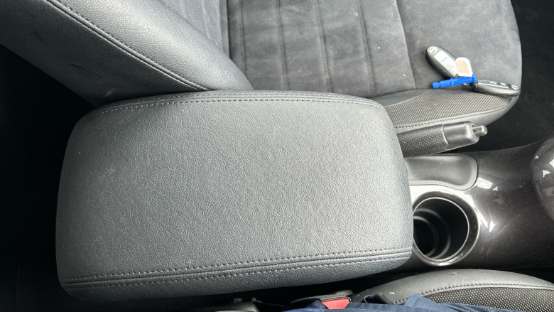 Nissan Juke 1.5 dCi N-Connecta 5dr Diesel Hatchback